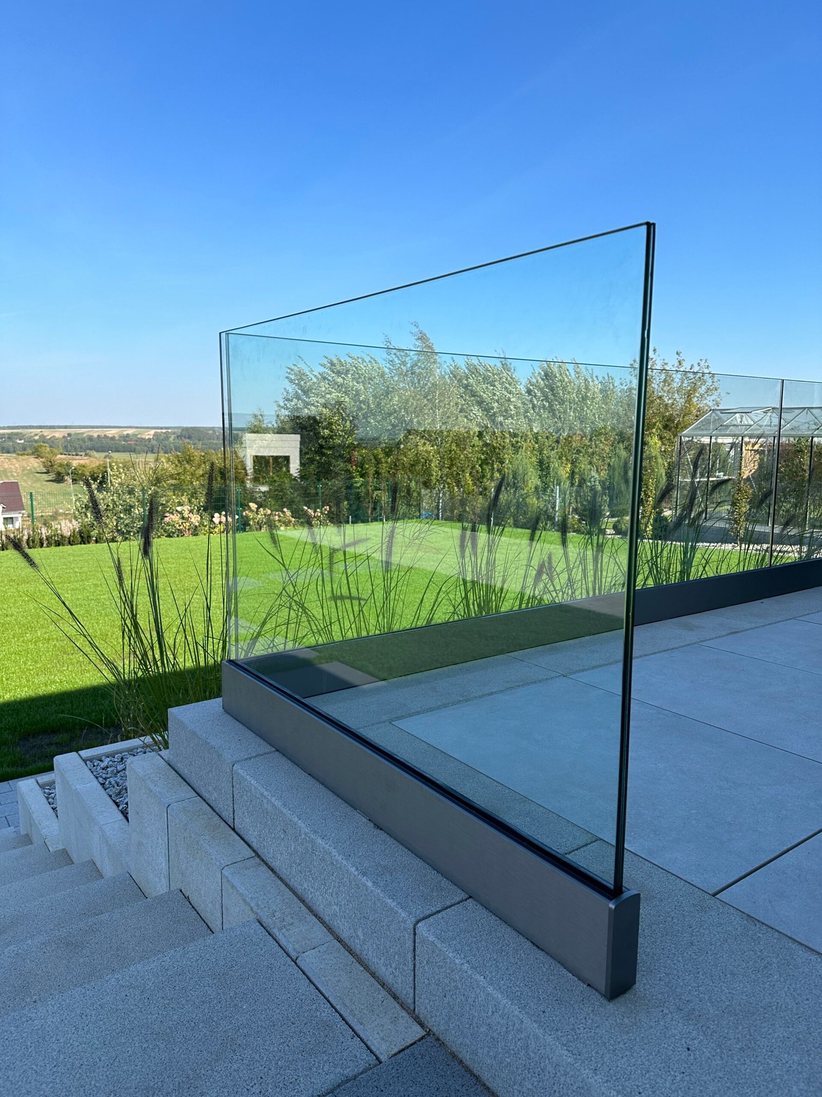 BALUSTRADY CAŁOSZKLANE 